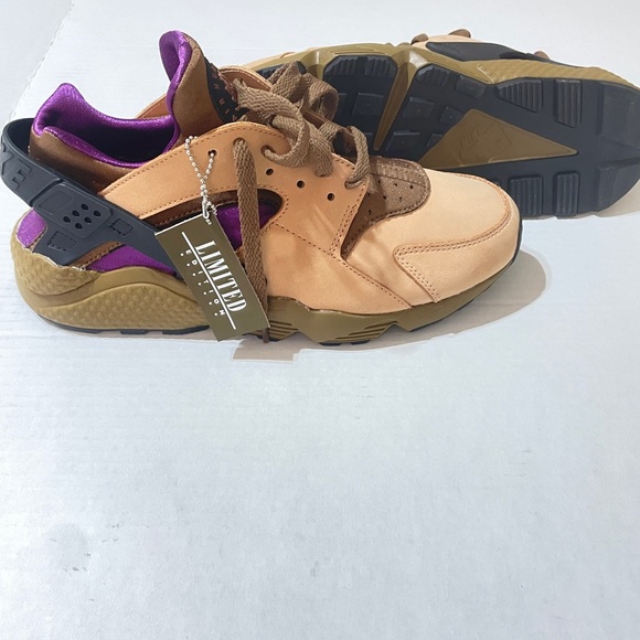 LIMITED EDITION NIKE AIR HUARACHE MENS. - Picture 12 of 15